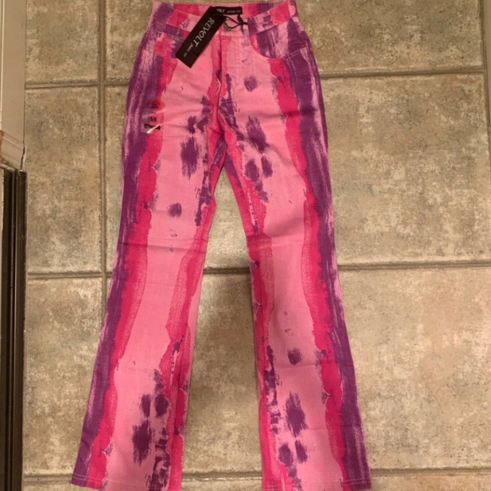 REVOLT nwt tie dye pants!